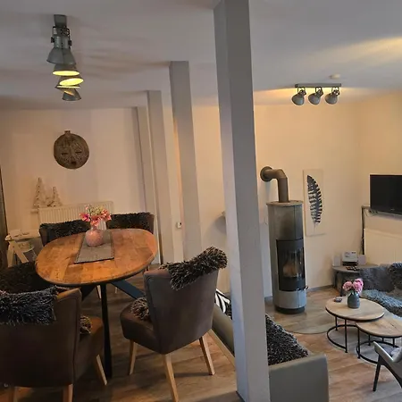 Apartment Palais Picard Ostfluegel Thale