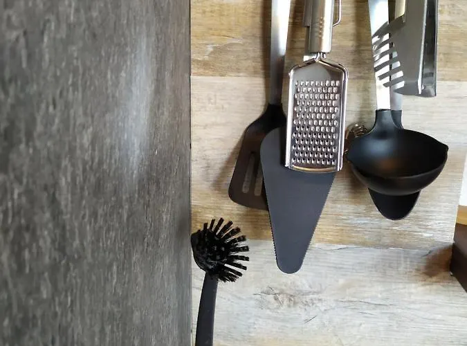 Palais Picard Ostfluegel * Thale